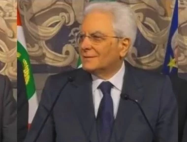 Ιταλικό δράμα: Ο πατριωτικός συνασπισμός παραπέμπει για εσχάτη προδοσία τον πρόεδρο της χώρας Σ.Ματαρέλα! (upd)